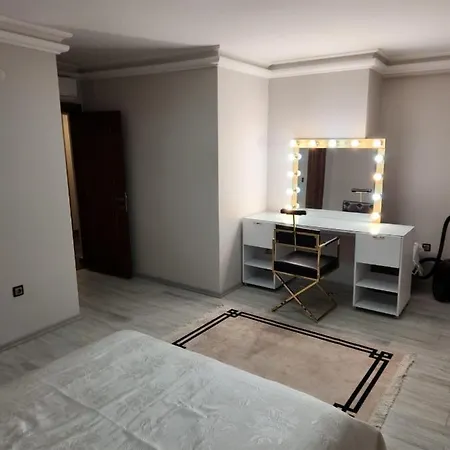 Paris House 公寓 特拉布宗